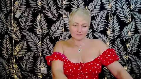 Snapshot of oliviaoskar_ chatting on 11, 1, 2025 Kelly online show from 11, 1, 2025