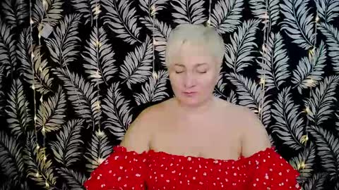 Snapshot of oliviaoskar_ chatting on 31, 1, 2025 Kelly online show from 31, 1, 2025