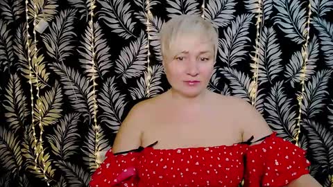 Snapshot of oliviaoskar_ chatting on 2, 2, 2025 Kelly online show from 2, 2, 2025