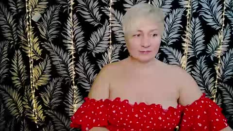 Snapshot of oliviaoskar_ chatting on 8, 2, 2025 Kelly online show from 8, 2, 2025