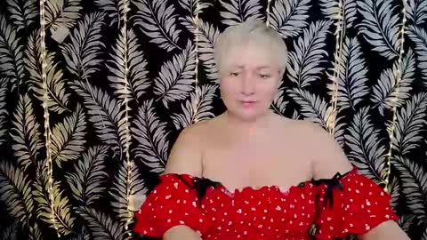 Snapshot of oliviaoskar_ chatting on 16, 2, 2025 Kelly online show from 16, 2, 2025