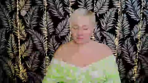 Snapshot of oliviaoskar_ chatting on 24, 2, 2025 Kelly online show from 24, 2, 2025