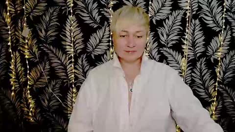 Snapshot of oliviaoskar_ chatting on 6, 3, 2025 Kelly online show from 6, 3, 2025