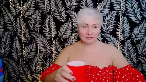 Snapshot of oliviaoskar_ chatting on 25, 11, 2025 Kelly online show from 25, 11, 2025