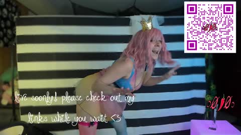 Snapshot of oliviaowens chatting on 31, 10, 2025 Olivia Owens online show from 31, 10, 2025