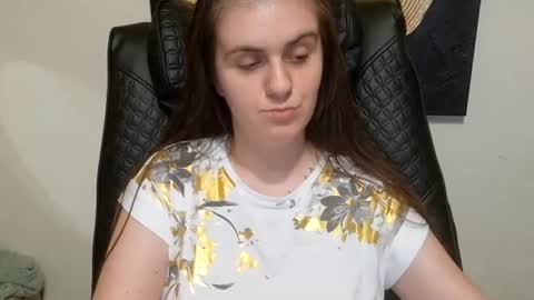 Snapshot of oliviasager chatting on 5, 7, 2026 Mistress Olivia online show from 5, 7, 2026
