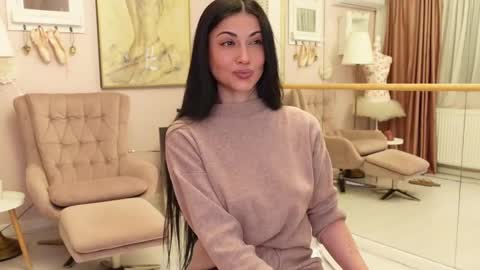 Snapshot of oliviasway chatting on 26, 2, 2025 OliviaSway online show from 26, 2, 2025