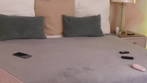 OliviaSway online show from 16, 11, 2025