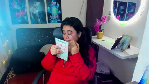 Snapshot of oliviia_cute chatting on 5, 11, 2025 oliviia_cute online show from 5, 11, 2025