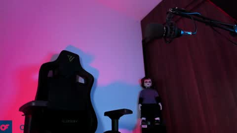     online show from 21, 12, 2024