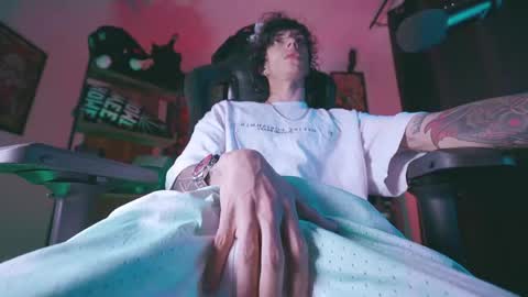     online show from 11, 5, 2026
