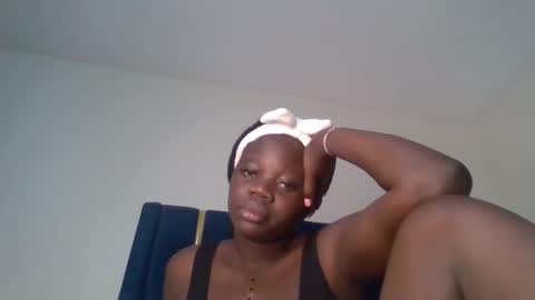 ollleina online show from 12, 3, 2026