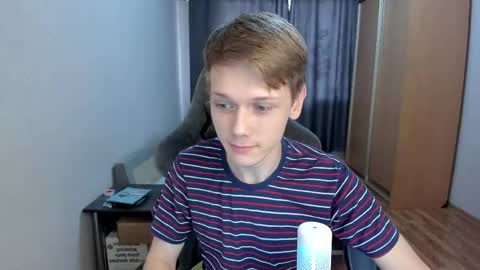 Snapshot of olvr_zoolander chatting on 12, 5, 2026 Oliver and Mira online show from 12, 5, 2026