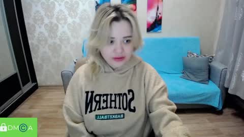 Snapshot of omg_itsperfect chatting on 3, 4, 2026 Fina online show from 3, 4, 2026