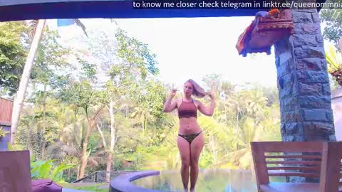 Snapshot of ommnia chatting on 17, 12, 2025 Emma Talk only with followers online show from 17, 12, 2025