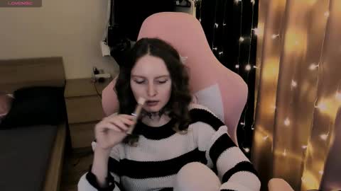 on_yxxx online show from 13, 11, 2025