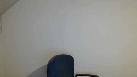Snapshot of onanister chatting on 29, 4, 2026 Somewhere over the rainbow online show from 29, 4, 2026
