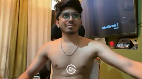 Snapshot of onarch chatting on 12, 9, 2025 onarch online show from 12, 9, 2025