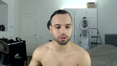 onebestlover online show from 13, 1, 2026