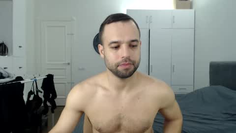 onebestlover online show from 16, 3, 2026