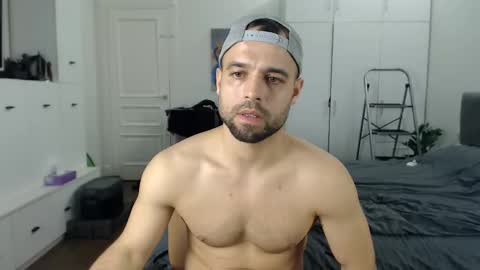 onebestlover online show from 16, 4, 2026