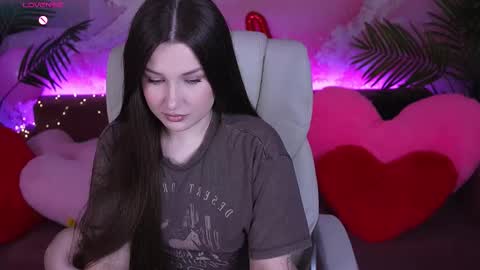 Snapshot of onelaya chatting on 15, 2, 2026 L A Y A online show from 15, 2, 2026