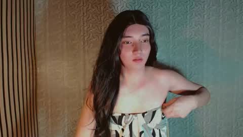 Snapshot of onelesslonelygirl69 chatting on 7, 5, 2026 KLIER online show from 7, 5, 2026