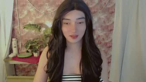 Snapshot of onelesslonelygirl69 chatting on 29, 5, 2026 KLIER online show from 29, 5, 2026