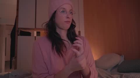 Snapshot of onelittlemermaid chatting on 29, 12, 2024 Ariel online show from 29, 12, 2024