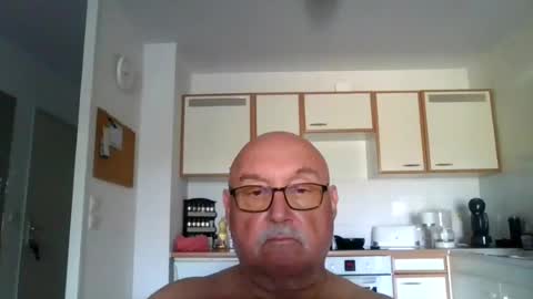 Snapshot of onemoretimebis chatting on 25, 6, 2026 Onemoretimebis online show from 25, 6, 2026