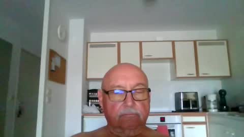 Snapshot of onemoretimebis chatting on 30, 7, 2026 Onemoretimebis online show from 30, 7, 2026
