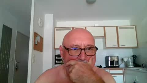 Snapshot of onemoretimebis chatting on 7, 8, 2026 Onemoretimebis online show from 7, 8, 2026