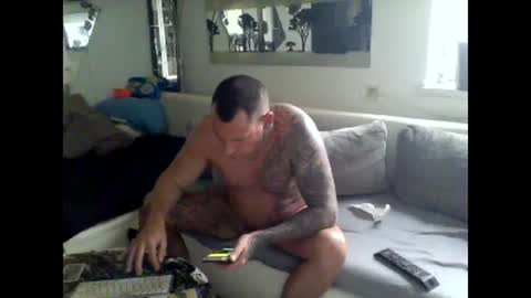 .....mICha..... online show from 4, 1, 2025