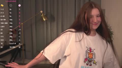 Snapshot of oniif chatting on 23, 12, 2024 Kassie online show from 23, 12, 2024