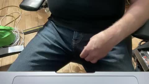 Snapshot of onlocationnyc chatting on 27, 3, 2026 onlocationnyc online show from 27, 3, 2026