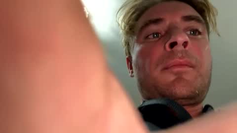 onlyloveyoutwice2016 online show from 31, 10, 2025