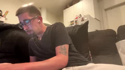 Snapshot of onthecumup69 chatting on 6, 3, 2026 onthecumup69 online show from 6, 3, 2026