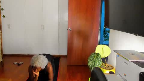 onyxart online show from 27, 1, 2025