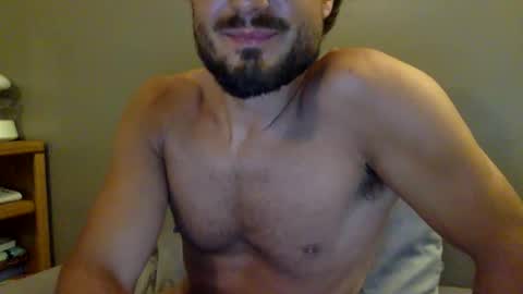 Snapshot of oofthatstuff chatting on 7, 6, 2026 oofthatstuff online show from 7, 6, 2026