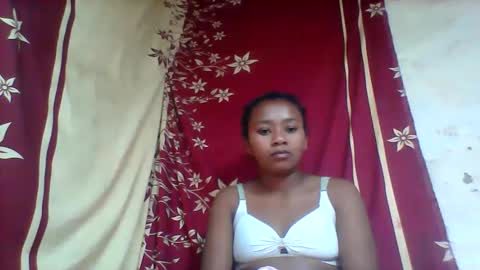 oooozafiette online show from 23, 5, 2026