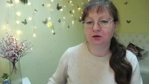 Snapshot of oovanessahotts chatting on 4, 5, 2026 Vanessa online show from 4, 5, 2026