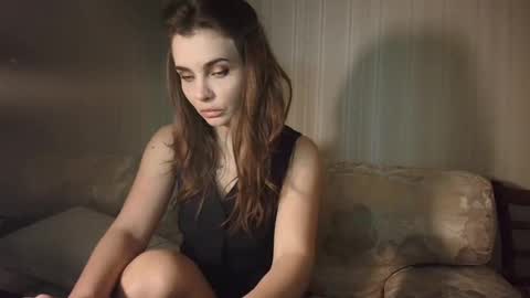 ophelia blue online show from 9, 11, 2025