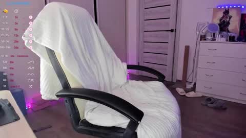 Snapshot of ophelia_mm chatting on 1, 3, 2025 Ophelia online show from 1, 3, 2025