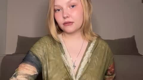 Snapshot of opheliaritz chatting on 13, 5, 2026 Ophelia online show from 13, 5, 2026