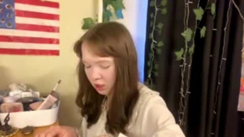 Leslie online show from 5, 6, 2026