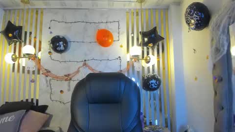 Snapshot of oriana_gh chatting on 19, 10, 2025 oriana_gh online show from 19, 10, 2025