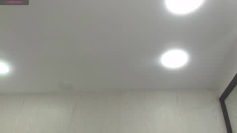 Miss Guzman  online show from 27, 2, 2025