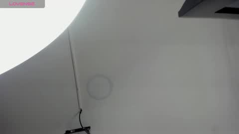 Miss Guzman  online show from 14, 9, 2025