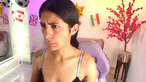 Snapshot of oriana_wood chatting on 28, 6, 2026 Oriana online show from 28, 6, 2026