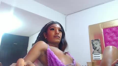 Snapshot of orianadollx chatting on 4, 1, 2025 Oriana online show from 4, 1, 2025